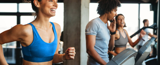 Illustration of how AI and automation strategies for fitness business help in gym’s growth and member retention.